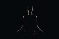Waarom breathwork nu populairder is dan meditatie