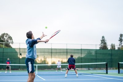 Bijna een miljoen Nederlanders kiezen voor padel