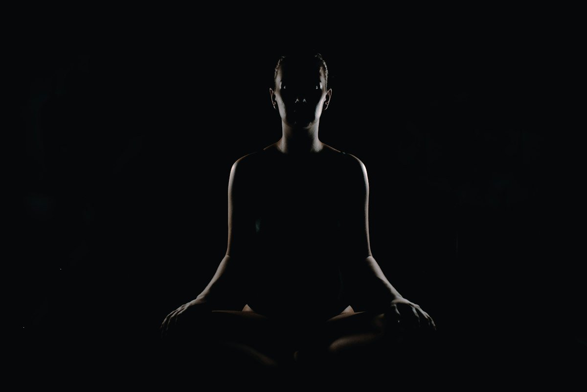 Waarom breathwork nu populairder is dan meditatie